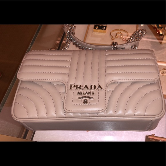 PRADA MEDIUM DIAGRAMME - Picture 3 of 8